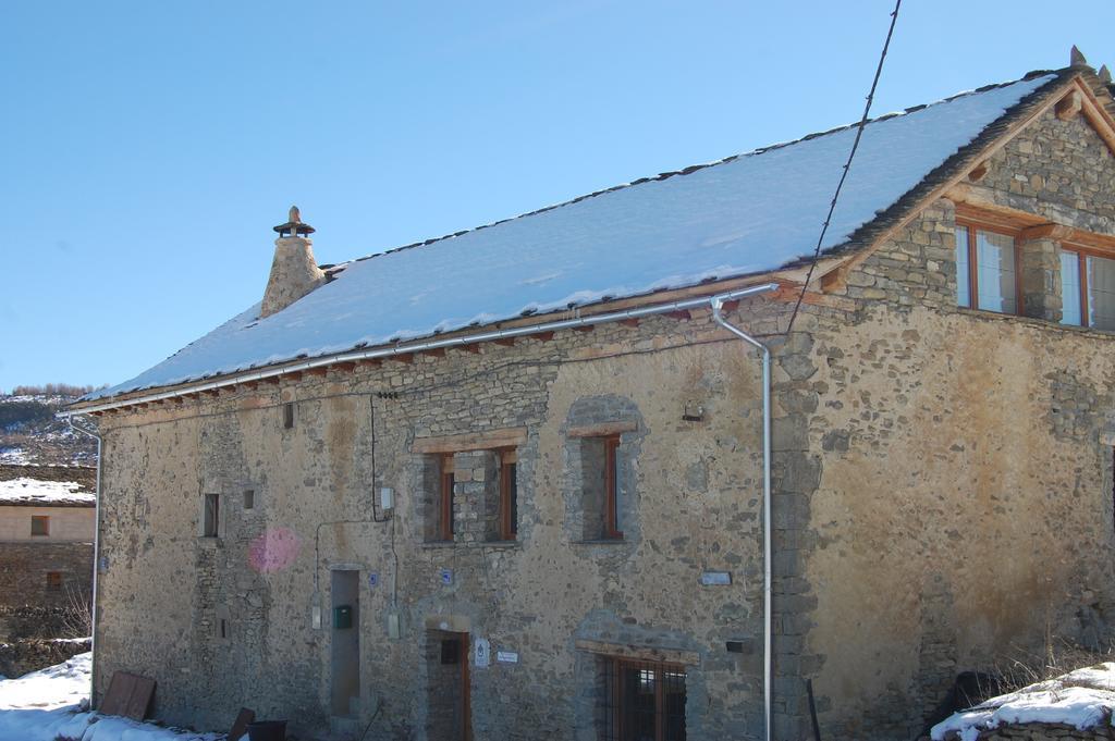 Вілла Casa Dorondon Lasaosa Екстер'єр фото